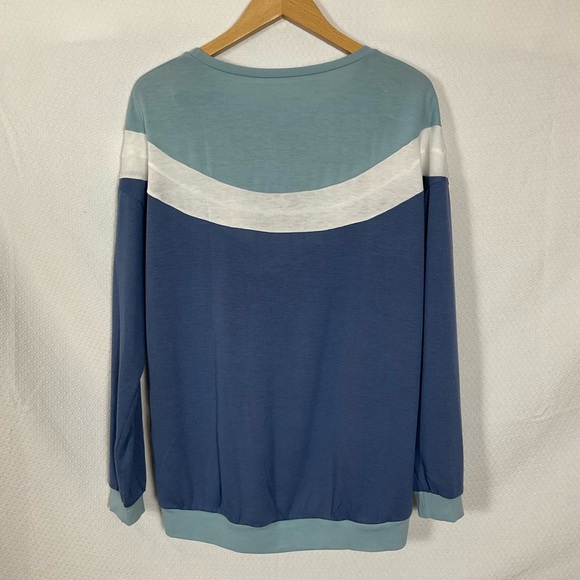 WeLoveFine x Adventure Time Ice Ice Hacci Sweater Lg Ice Queen Cartoon Network - Picture 3 of 4